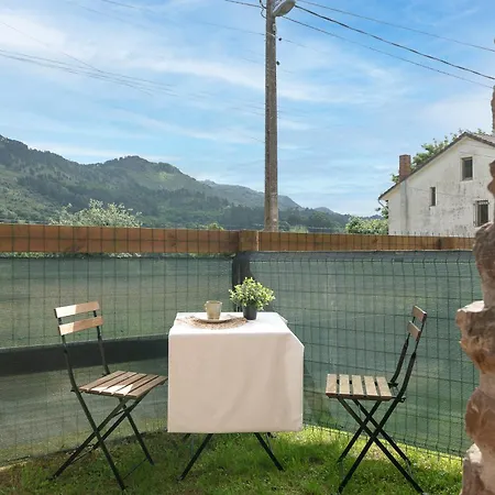 El Pequeno Mirador De *